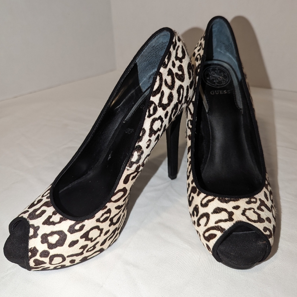 Guess Leopard Print Pumps